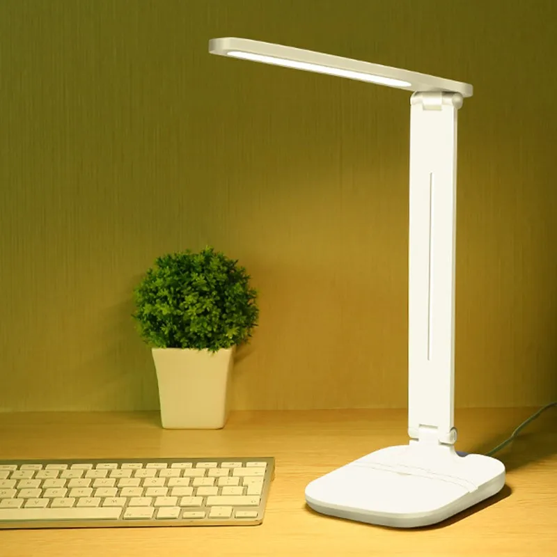 USB table lamp 800