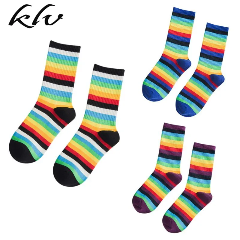 

Unisex Teens Contrast Color Rainbow Striped Crew Socks Harajuku Hip-Hop Sports Streetwear Hipster Retro Cotton Long Tube Hosiery