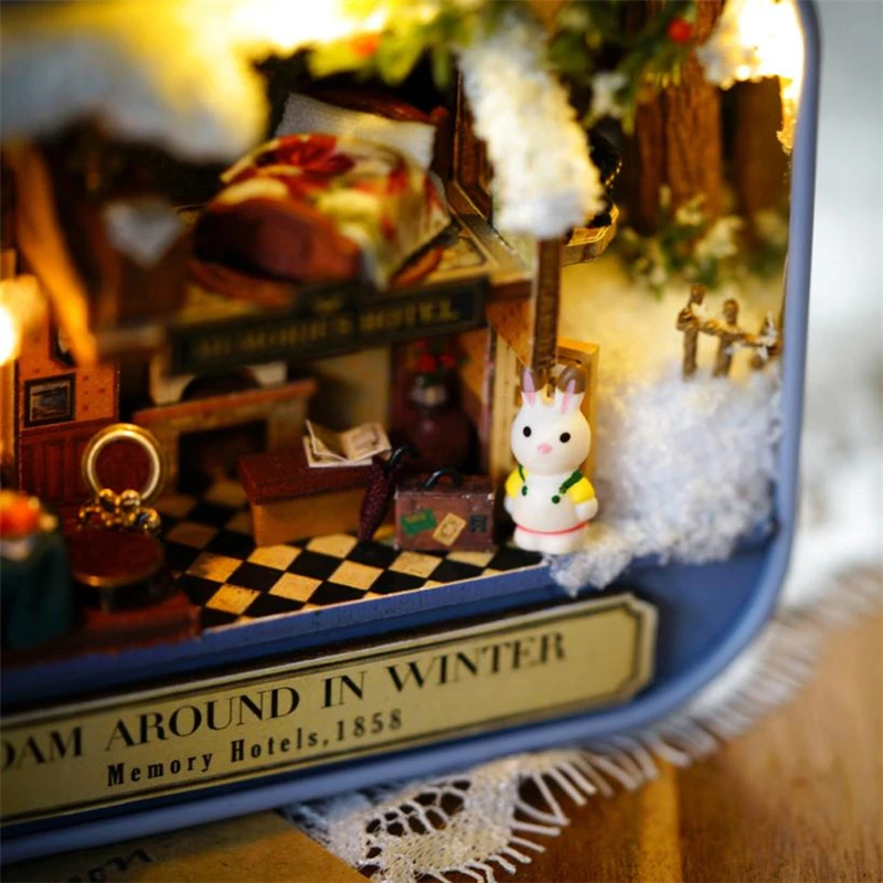 DIY Miniature 3D Doll House Dollhouse Kit for Box Theatre Trilogy Green Forest Wear-resistant Creative hot sale C0418#30        08