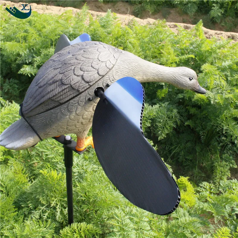

Sell Well Outdoor Hunting 6V/12V Motor Duck Decoy Plastic Decoy Duck With Magnet Spinning Wings