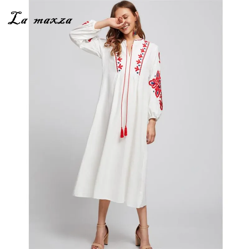 

Abaya Gowns Muslim Women Flower Fashion Embroidery White Dress Middle East Arab Islamic Clothing High Quality