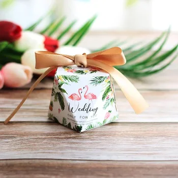 

100pcs European pink/Green leaves Flamingo flower Candy Boxes Wedding Favors thanks Gift Box baby shower Party Chocolate box