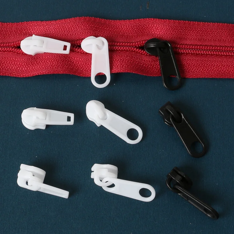 

25pcs Sports 3# Plastic Zipper Sliders Suit For Nylon Zippers Wholesale High Quality Black And White zipper repair kit