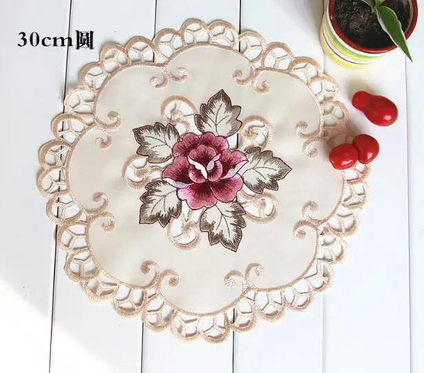 حار الدانتيل الحرير التطريز مكان الجدول حصيرة القماش سادة كوب القدح الشراب المفارش الطعام طبق عموم قاعدة لأكواب الشاي عيد الميلاد تحديد الم... حار الدانتيل الحرير التطريز مكان الجدول حصيرة القماش سادة كوب القدح الشراب المفارش الطعام طبق عموم قاعدة لأكواب الشاي عيد الميلاد تحديد الم...