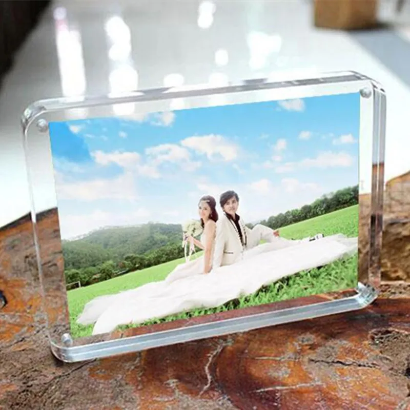 Home Decor Acrylic Photo Frame 10'' 254x203mm Thickness 10+10mm Four Corners Arc Design