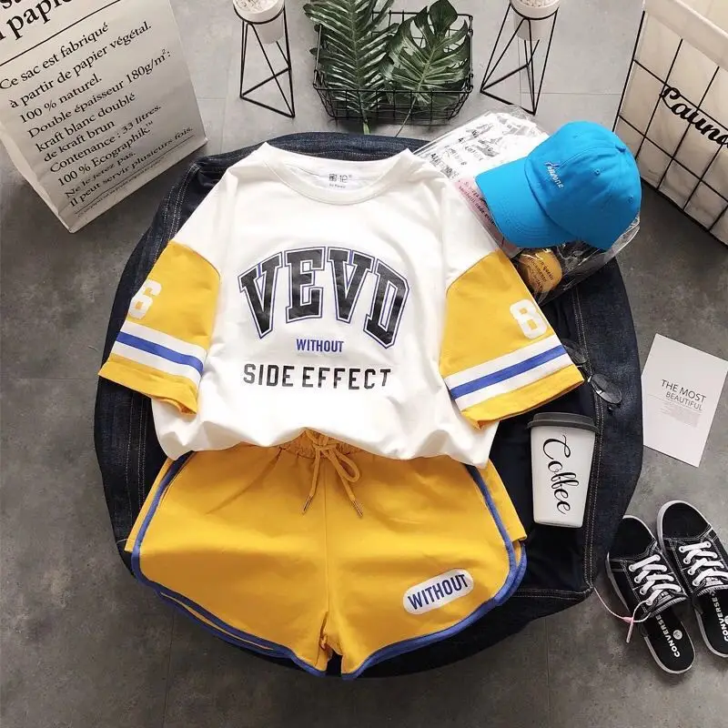 

Plus Size Tracksuit Women Two Piece Outfits Set Top and Pants Striped Loose Biker Shorts + Contrast Sports Letter T-shirt