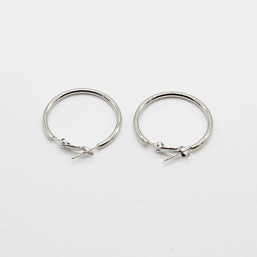 

2018 Fashion New Simple Style Jewelry Female Hip Hop Hoop Earring Zinc Alloy Circle Earrings Lovers Ear Circle For Men And Women