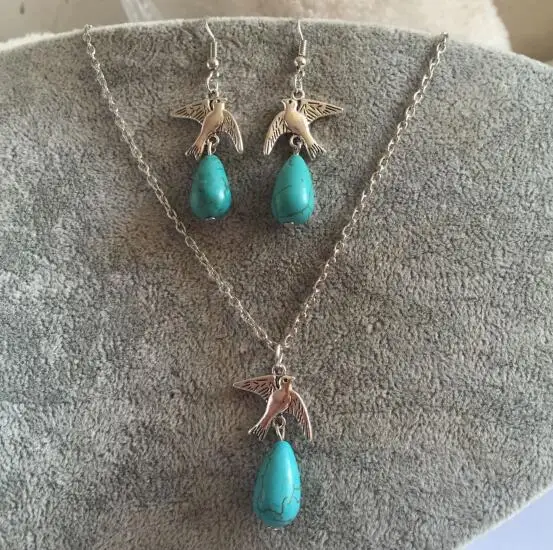 

2018 hot sale fashion simple Vintage bird blue stone geometric Water droplets pendant Female charm necklace earrings jewelry