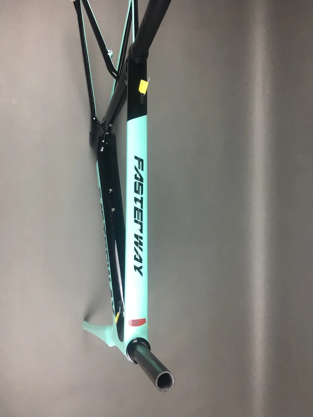 Excellent 2019 design super light FASTERWAY classic carbon road frameset D Brake carbon bike frame:Frameset+Seatpost+Fork+Clamp+Headset 30