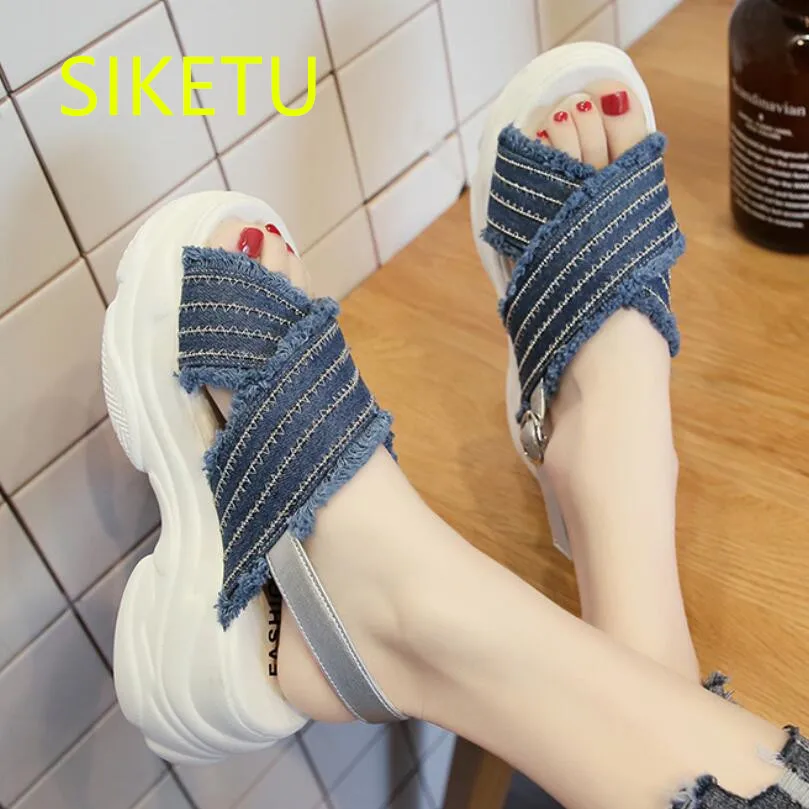 

2019 Free shipping Summer fashion sandals lovely women shoes casual shoes Wild Flats teen p102