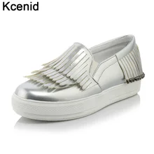 Kcenid Серебряный Женская обувь на плоской подошве обувь на платформе Модные ботильоны с кисточками с заклепками с круглым носком без шнуровки женские лоферы обувь для отдыха большие размеры 33-44