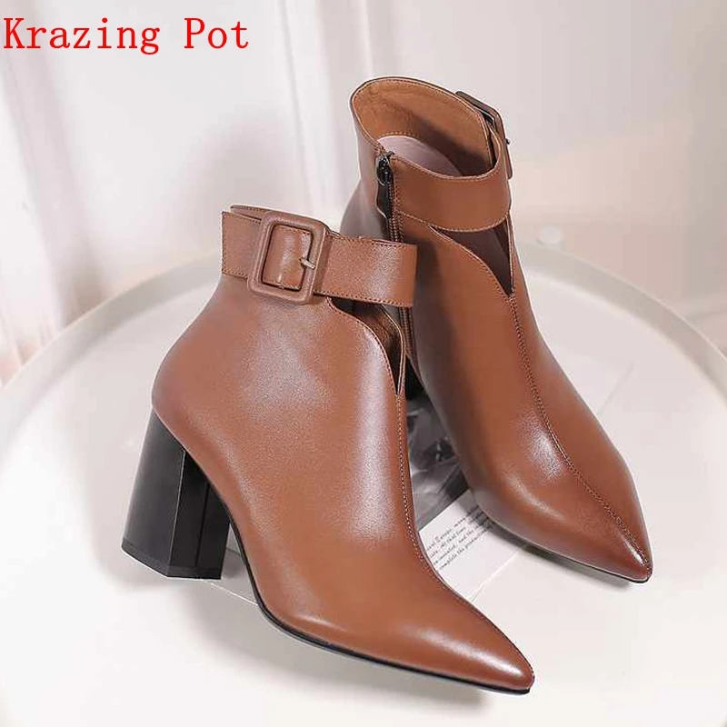 

Krazing Pot genuine leather winter keep warm thick high heels pointed toe mature superstar metal buckle zipper ankle boots L7f1