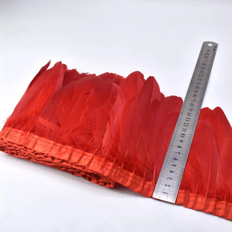 2 м/лот топ природные гусиное перо отделкой бахромой 15-20 см окрашенная черное перо лента для ремесел ленты для юбка DIY декоративные - Цвет: red