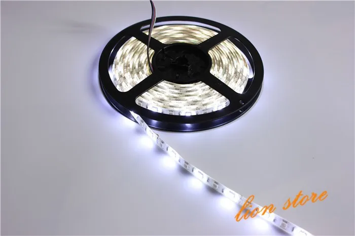 Светодиодные ленты RGB + белый Цвет/RGB + теплый белый Цвет SMD 5050 60led/m 300 светодиодов + контроллер полосы света Гибкие светодиодные ленты