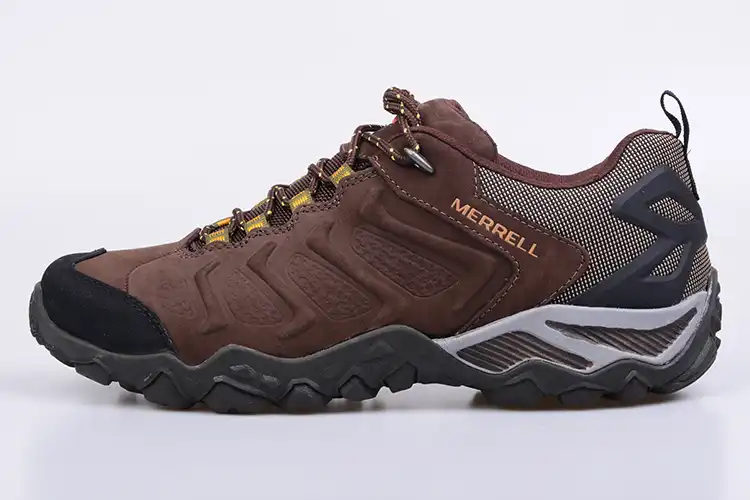 merrell trekking shoes