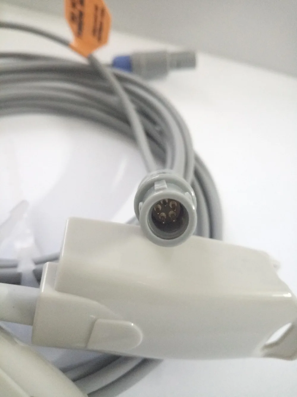 

Free Shipping long Calbe Adult Finger Clip SPO2 Sensor compatible goldway UT4000/3000