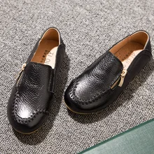 Новинка года; сезон осень; дышащая детская обувь из натуральной кожи в горошек; открытые сандалии для мальчиков; Детские кроссовки; повседневная обувь для студентов