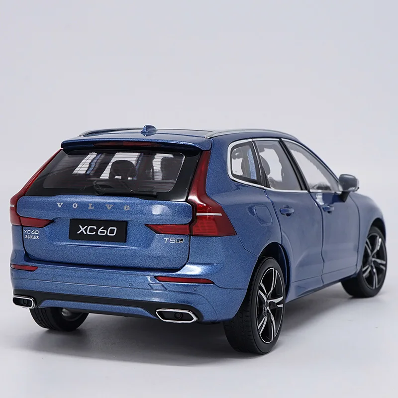 1/18 все новые Volvo XC60 T5 AWD спортивной секции SUV литая модель автомобиля модель внедорожника синий Оригинальная коробка Коллекционная модель