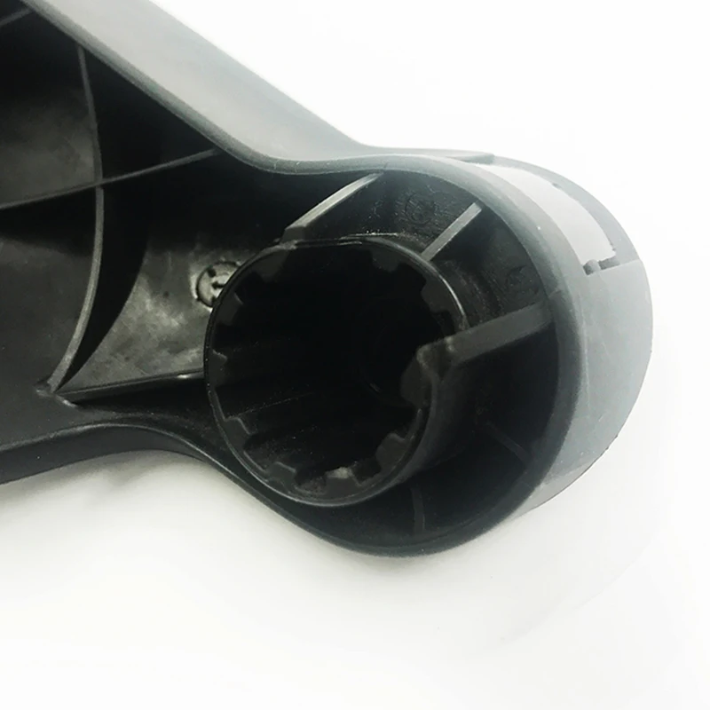 8T1 823 533  B 4PK-4