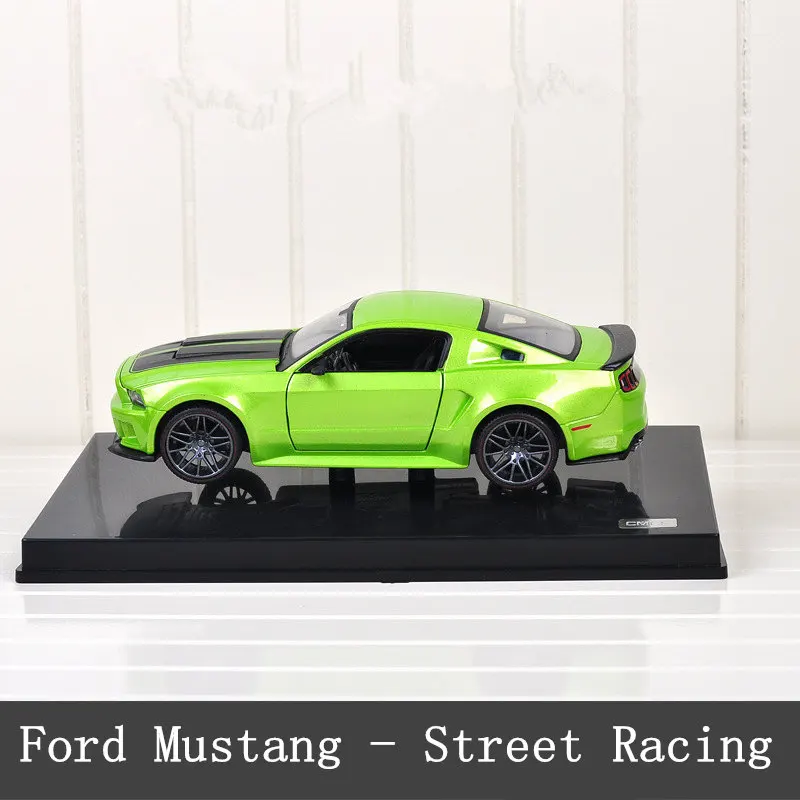 Maisto 1:24 Ford Mustang-GT Модель автомобиля из сплава украшение Коллекция игрушек инструменты подарок - Цвет: Street Racing