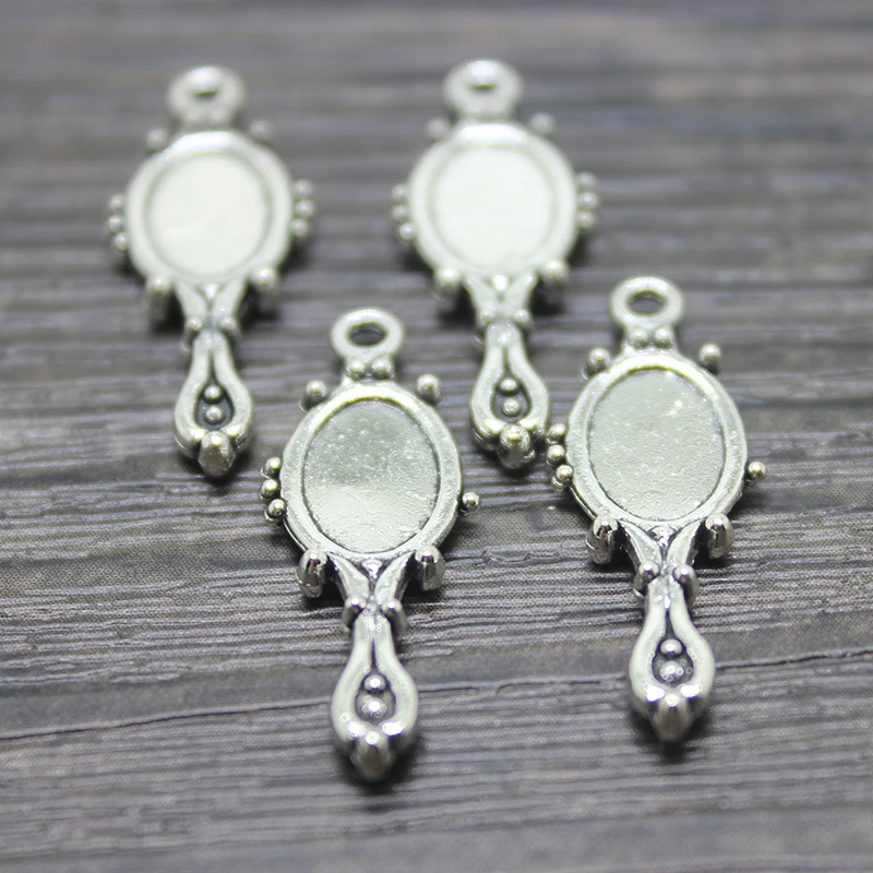 

25pcs/ 27*10mm Antique Silver Plated lacy Hand mirror Charm Pendants DIY Jewelry