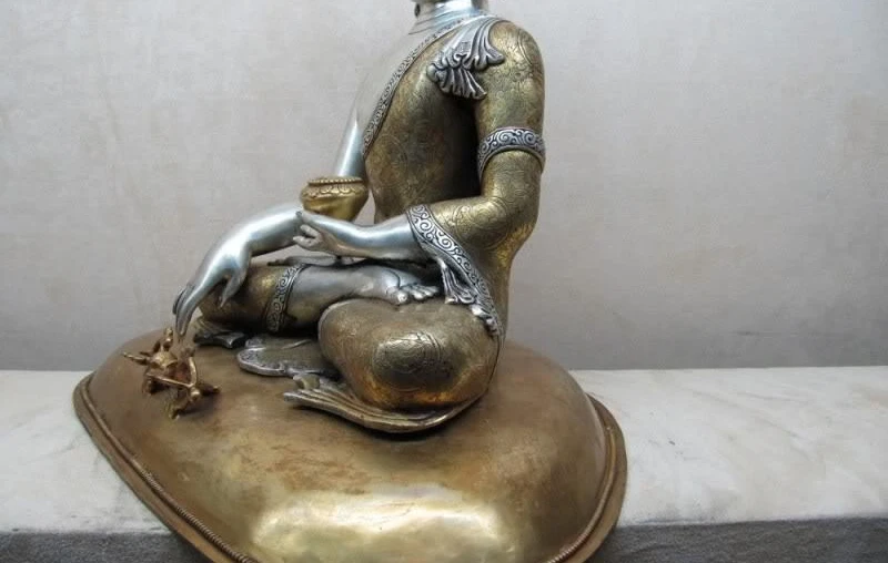 Тибет Фейн Чистый Бронзовый Серебряный Gild изысканные Шакьямуни Статуя Будды