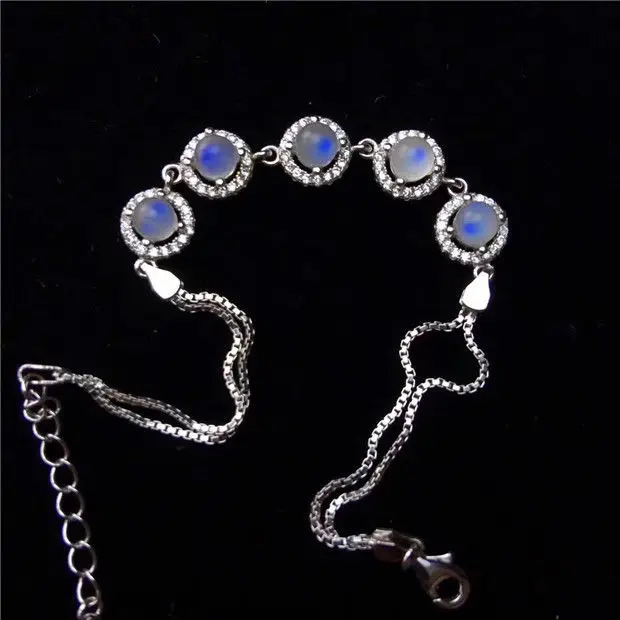 Женский браслет с натуральным лунным камнем голубой свет круглыми бусинами