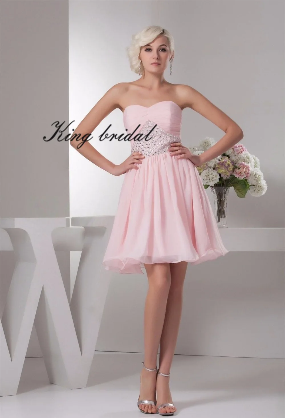 Light Pink Sweetheart Beading Crystal Chiffon Mini Prom Dresses Short