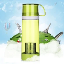 500 ml 4 Colores Saludable Viajes Botella de Té Portable Del Recorrido Del Deporte botella de Agua Con Filtro Colador de Té Botellas