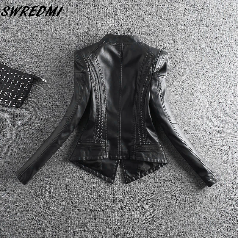 SWREDMI Новая модная красная мотоциклетная кожаная куртка для женщин с заклепками на молнии байкерское кожаное пальто размера плюс S-3XL замшевая верхняя одежда