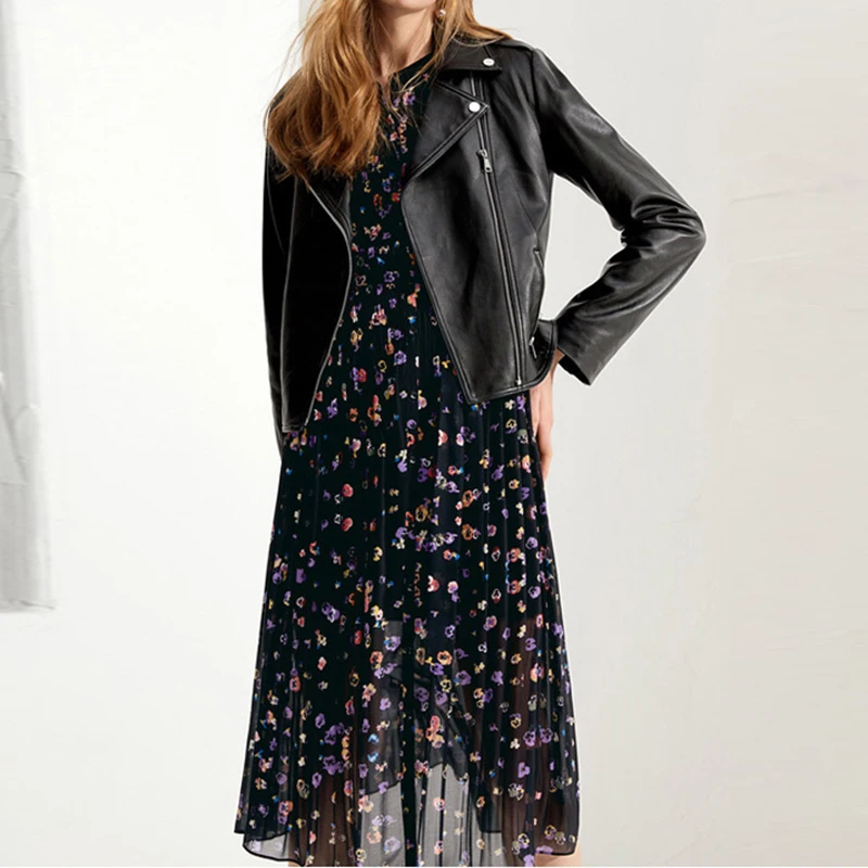 8918837808_1156967280