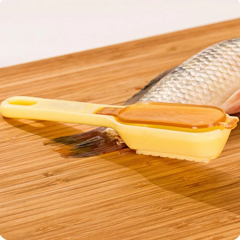1PC-Plastic-Cleaning-Scraping-Fish-Scales-Knife-Tool-Scraping-Remove-Tool-Transparent-Store-Box-Kitchen-Gadget-KC1552 (1)