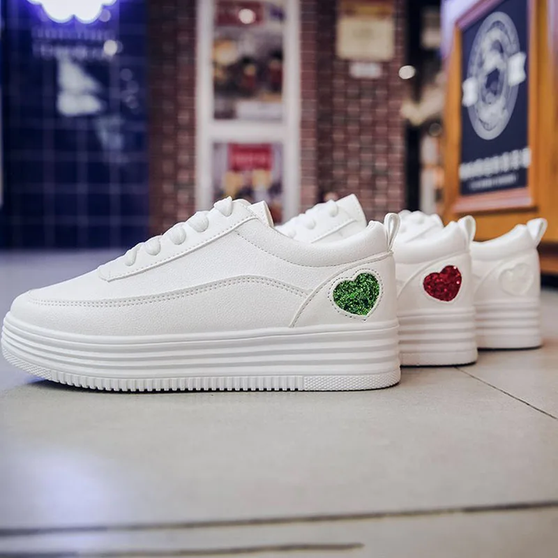 

2018 New sequins love hearts Women Casual Shoes Fashion Lace-UP Breathable Platform White PU baskets femme Women Sneakers
