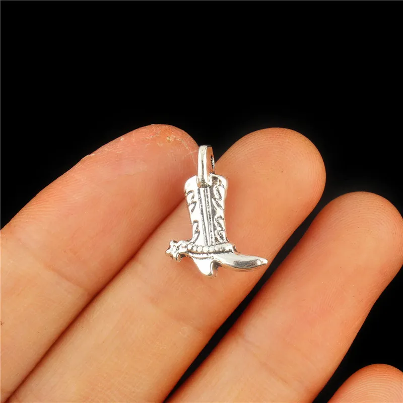 

10pcs Antique Silver Cowboy Boots Alloy Charm Beads Pendants For Handmade Jewelry Key Ring DIY Necklace 18x12mm
