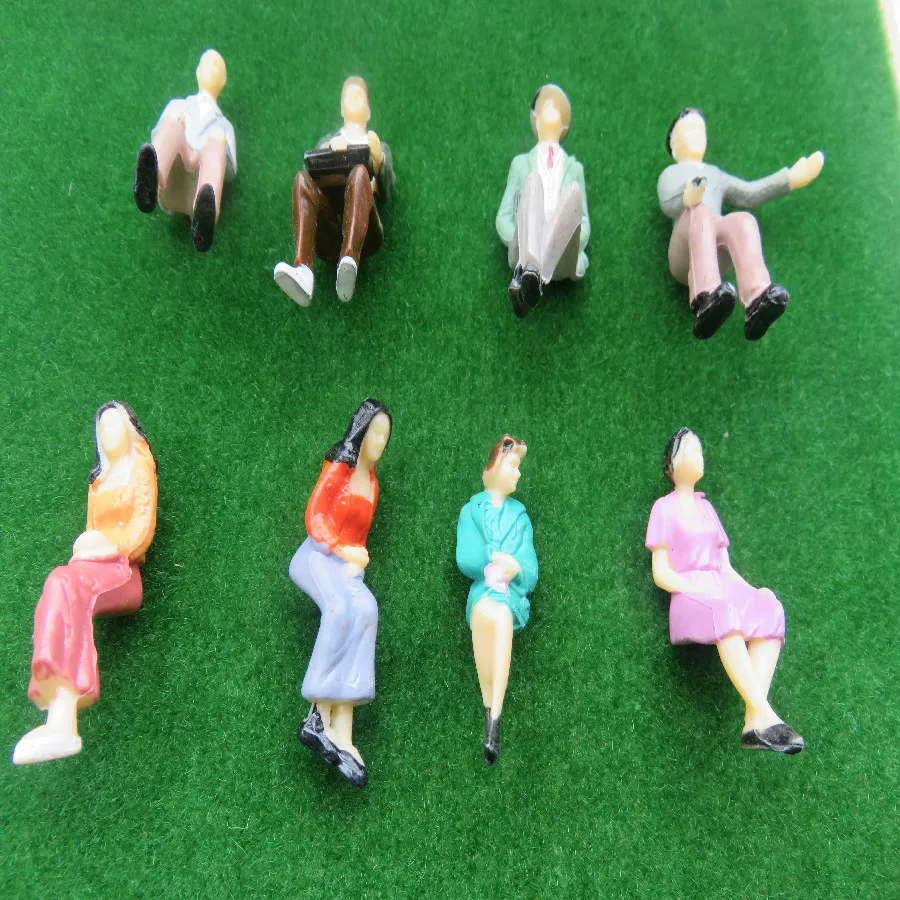 architecture model sitting figure in 30scale (7)