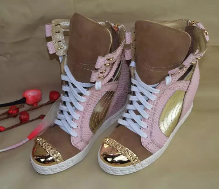 Лоскутная Женская повседневная обувь, увеличивающая рост; кроссовки на танкетке из натуральной кожи с металлическим носком; розовые женские туфли на платформе со шнуровкой