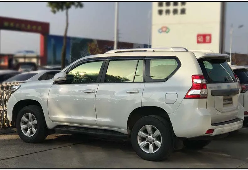 1018toyotapradodetail8