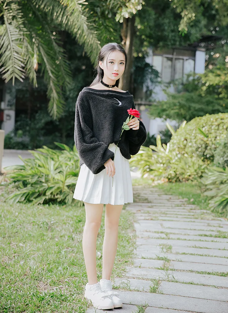 Женский теплый зимний свитер черный плюшевый с длинным рукавом Луна открытыми плечами Свободный пуловер свитер