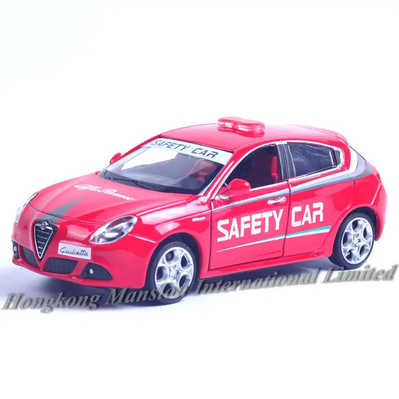 132 ALFA ROMEO Giulietta Safety Car (2)