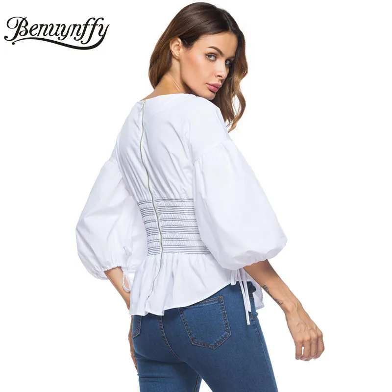Benuynffy السيدات جديد وصول نفخة كم بلوزة قمم الأزياء 2019 المرأة مطاطا الخصر التعادل 3/4 كم الأبيض أنيقة بلوزة X555