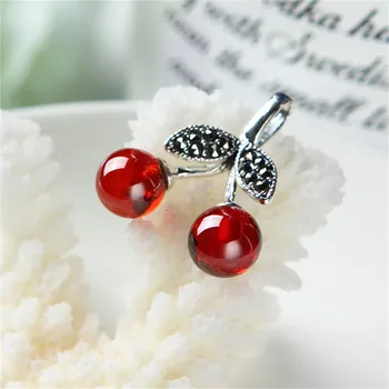 

BESTLYBUY Gl 925 Sterling Silver Jewelry Thai Silver Retro Garnet Cherry Pendant for Women Without Chain Free Shipping