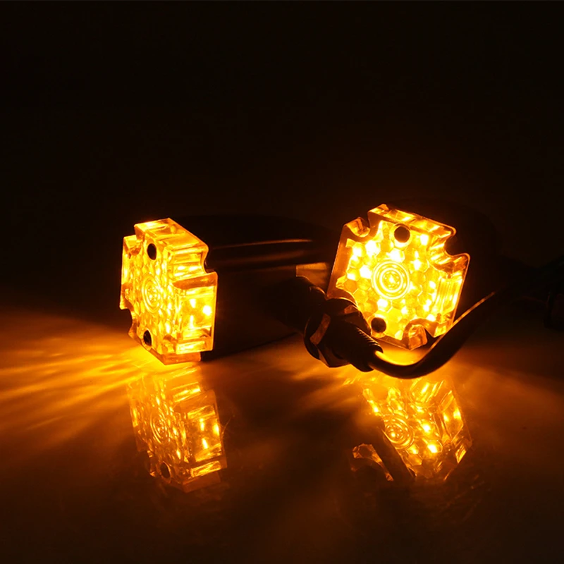 

DC 12V Motorcycle Fashion Turn Signal Light Motorbike Aluminum Alloy LED Indicator Scooter Refit Retro Brake Stop Light led