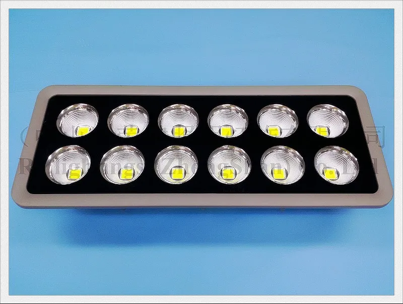 led flood light with cup 600w (2)