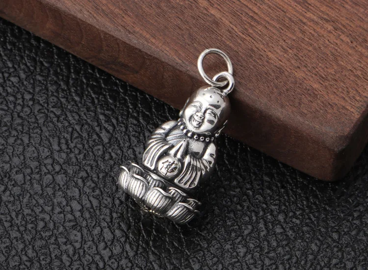 silver-buddha-pendant002a