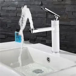 Новое поступление белый спрей живописи ванна раковина кран Ванная комната холодного и горячего крана с аэратор 360 Вращающийся W3033