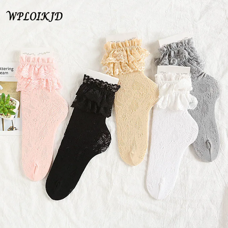 [WPLOIKJD]Transparent Female Elasticity Casual Lady Hollow Out Socks Princess Lace Silk Cute Socks Women Sweet Heap Heap Sokken