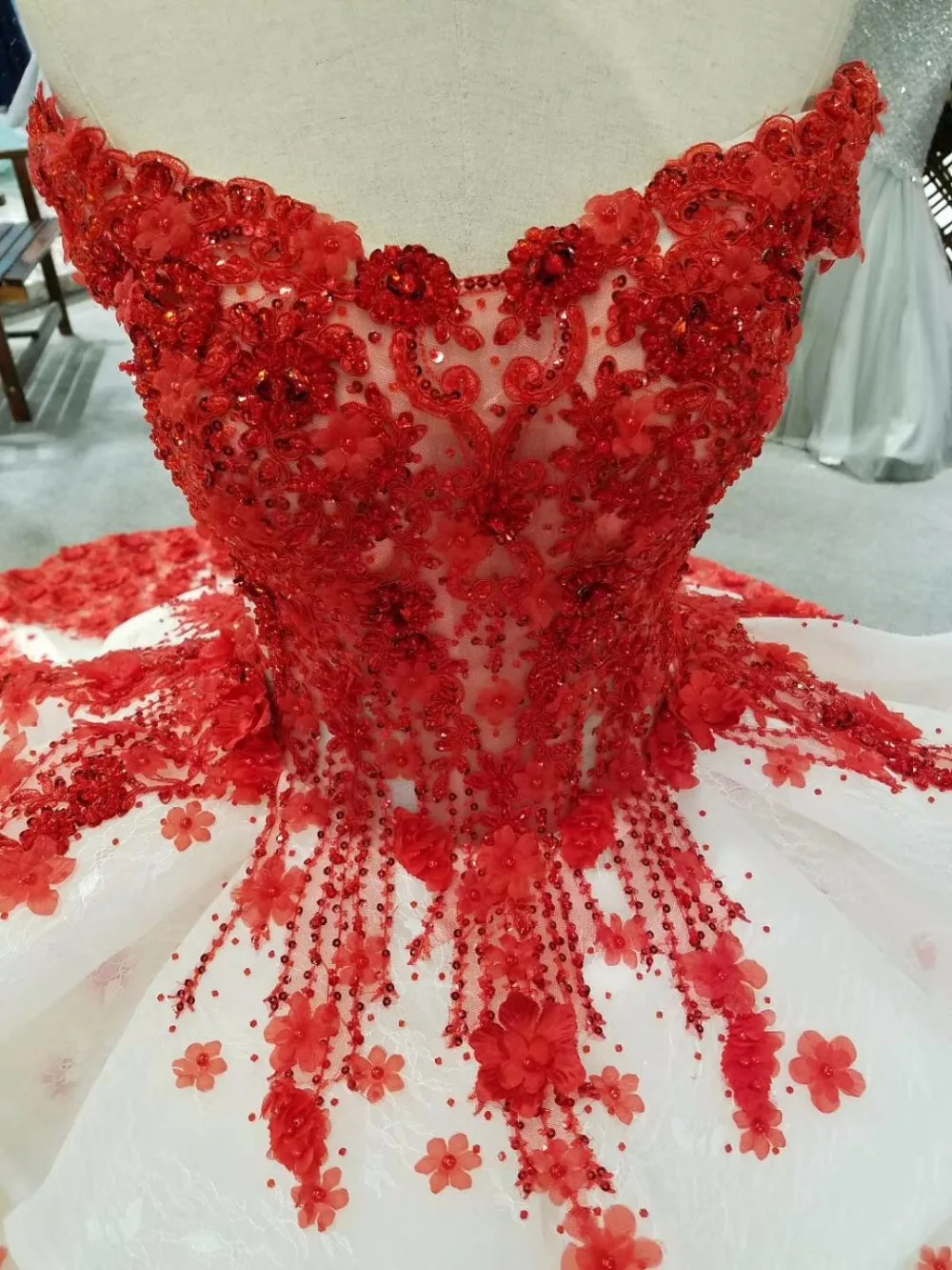 appliques cathedral train wedding dresses