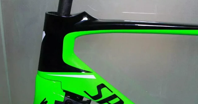 Cheap Green-black popular new design 1:1 carbon road bike frame ud glossy/matt carbon bike frameset