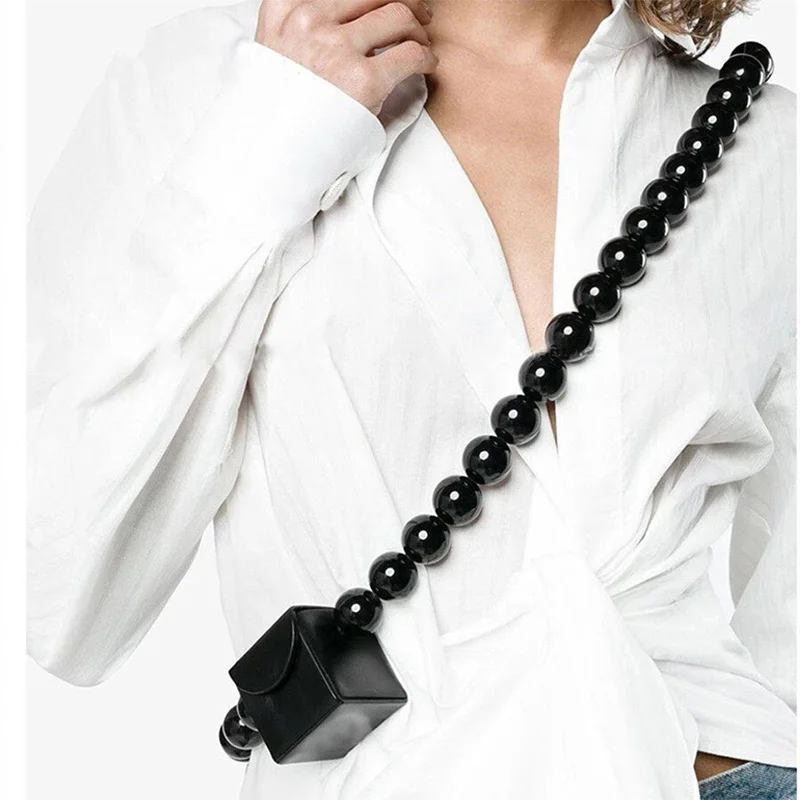 

Luxury Brand Women Shoulder Bag Wood Beaded Belt Bag Pearls Chains Mini Bags Vintage Small Lipstick Pack Female Totes 030400