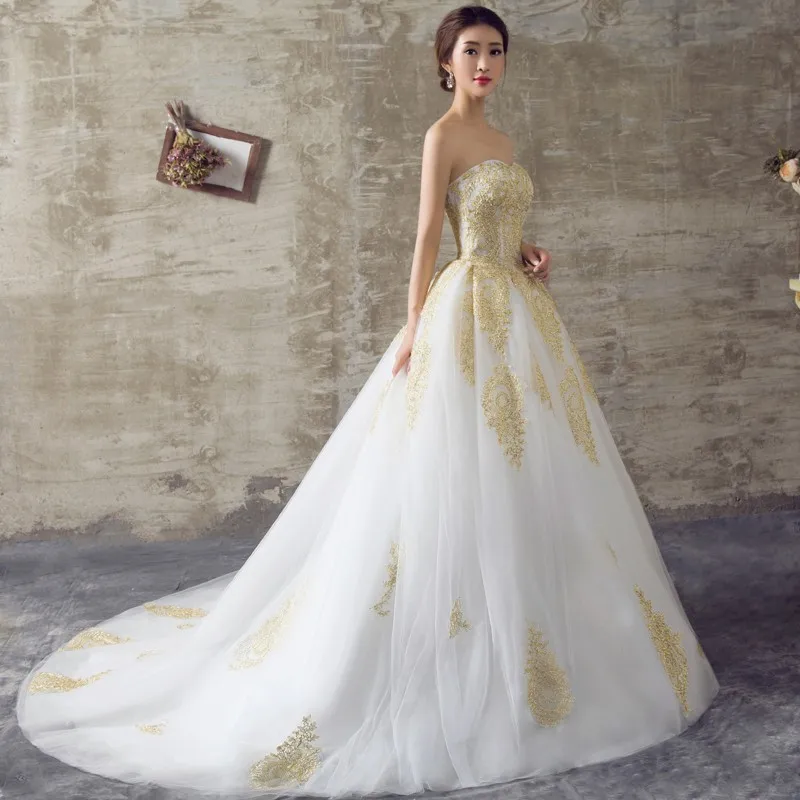 Vestido de noiva/ г. Свадебные платья белого и золотого цвета трапециевидный очаровательный со шнуровкой сзади, со шлейфом, с открытыми плечами, свадебные платья